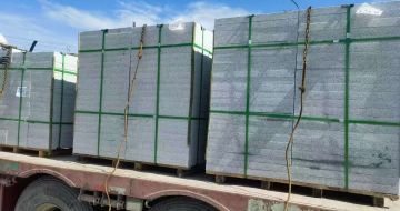 梅州 芝麻白花岗岩地铺石装车日常