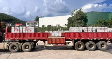 梅州 芝麻灰花岗岩地铺石出货日常