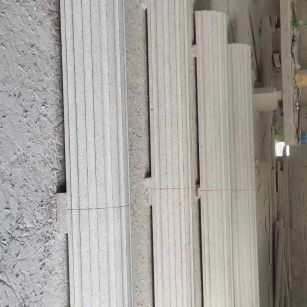 梅州 花岗岩厂家带你看白麻花岗岩门楼大柱柱皮