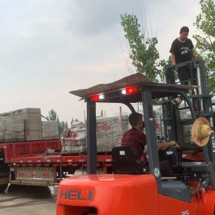 梅州 黄金麻冰裂纹，地铺石装车