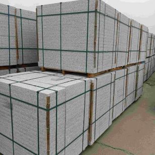 梅州 白麻花岗岩石材荔枝面地铺石（300*600*50）