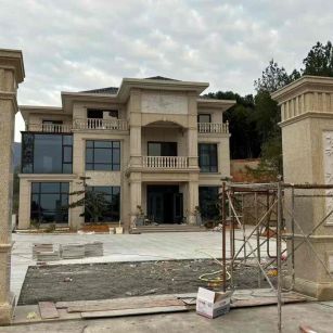 梅州 黄金麻花岗岩别墅雕花外墙干挂配上门口雕花罗马柱