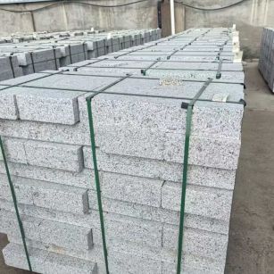 梅州 白麻花岗岩路沿石，弧形路沿石，道牙石，马路牙子，界石，路缘石，平沿石，直岩石，平缘石等