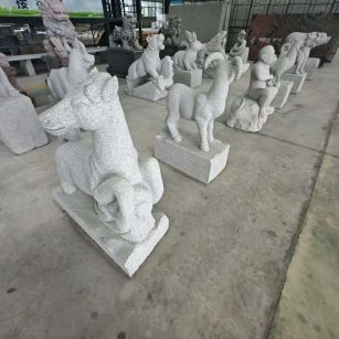 梅州 芝麻白花岗岩造型立体雕刻——十二生肖