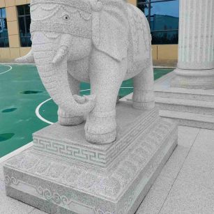 梅州 白麻花岗岩动物异形石雕-大象