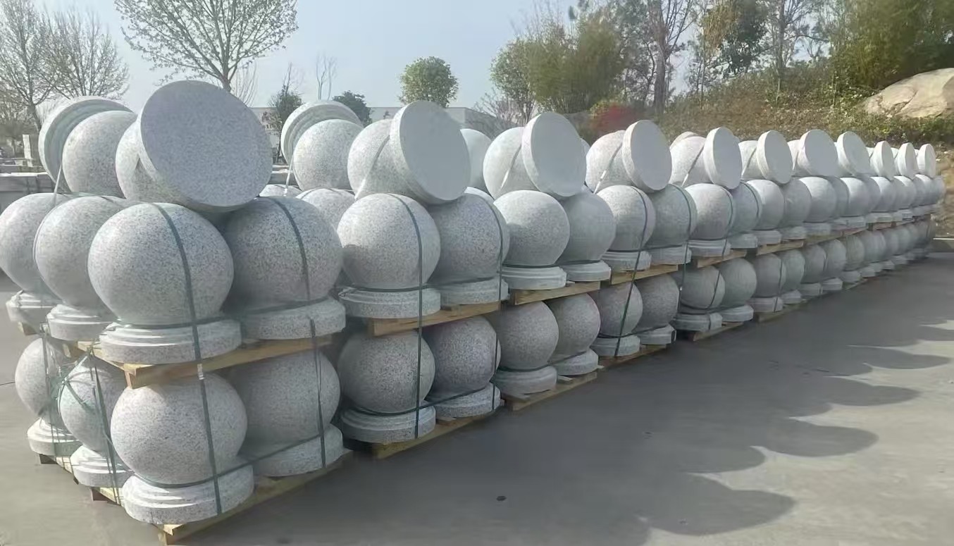 梅州 白麻花岗岩石材圆球，石球，挡车球，隔离球，景观石球，风水球等