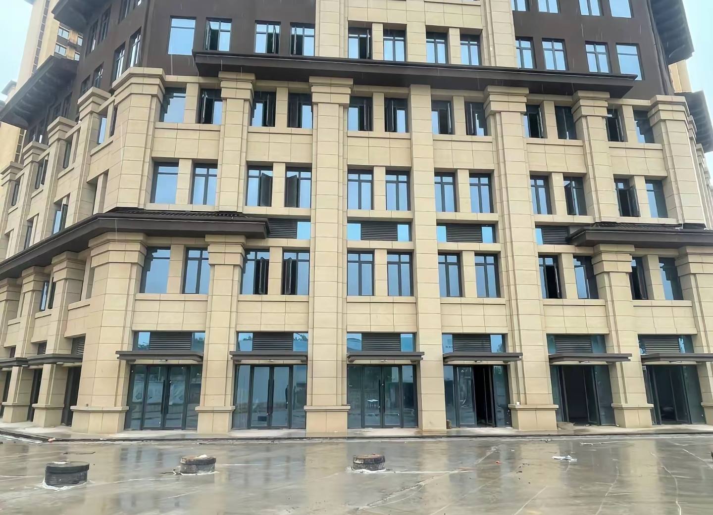 梅州 黄金麻花岗岩荔枝面小区外墙干挂