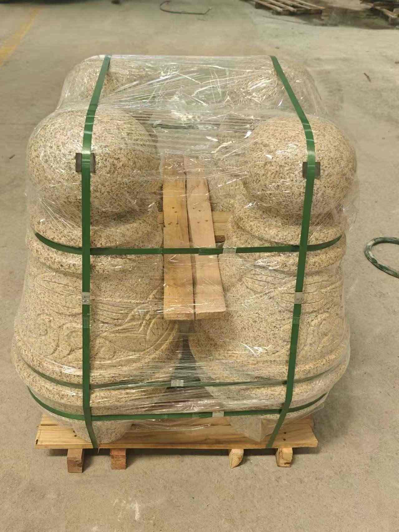 梅州 黄金麻异形定制雕花——棒棒糖挡车柱