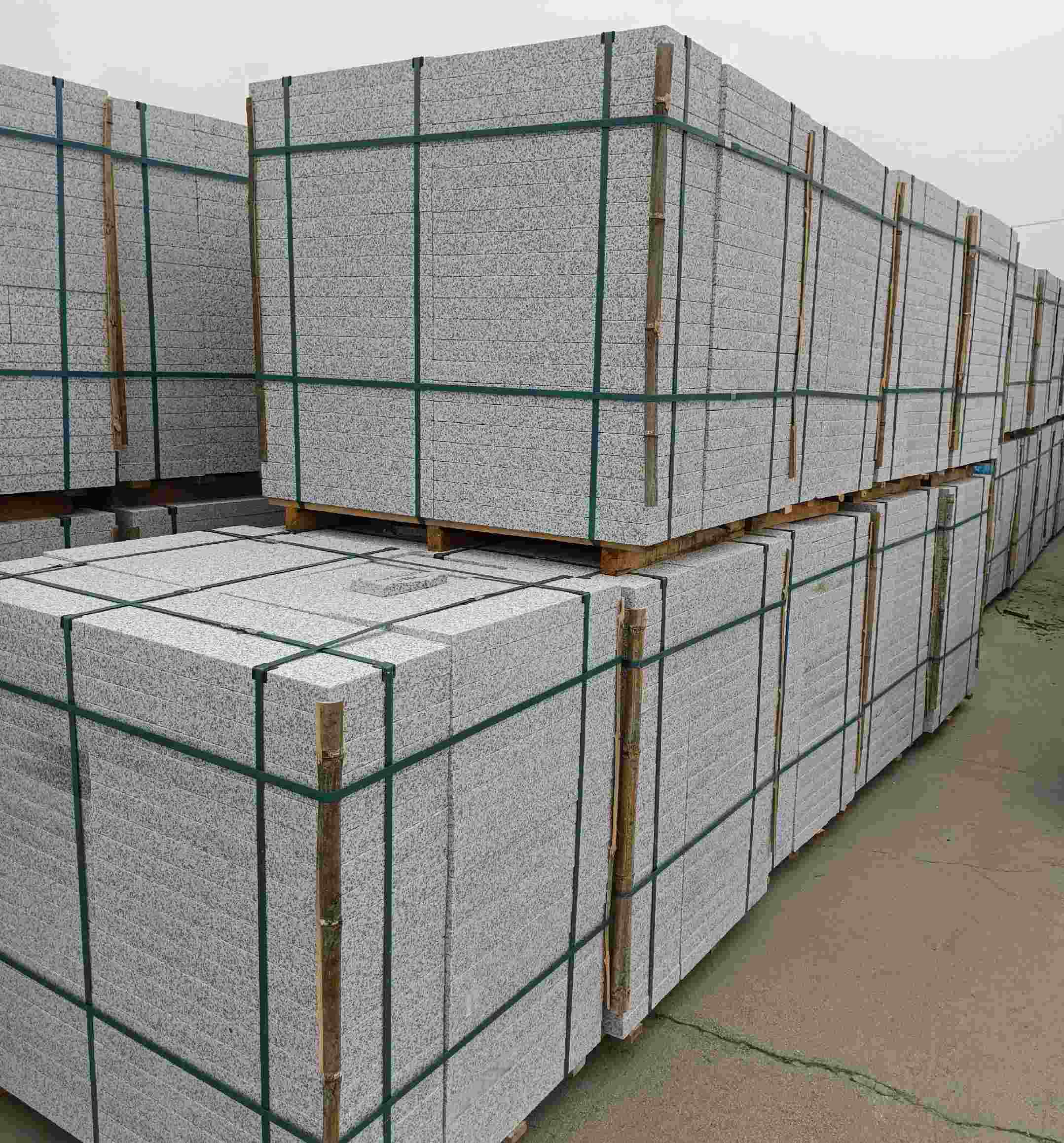 梅州 白麻花岗岩石材荔枝面地铺石（300*600*50）