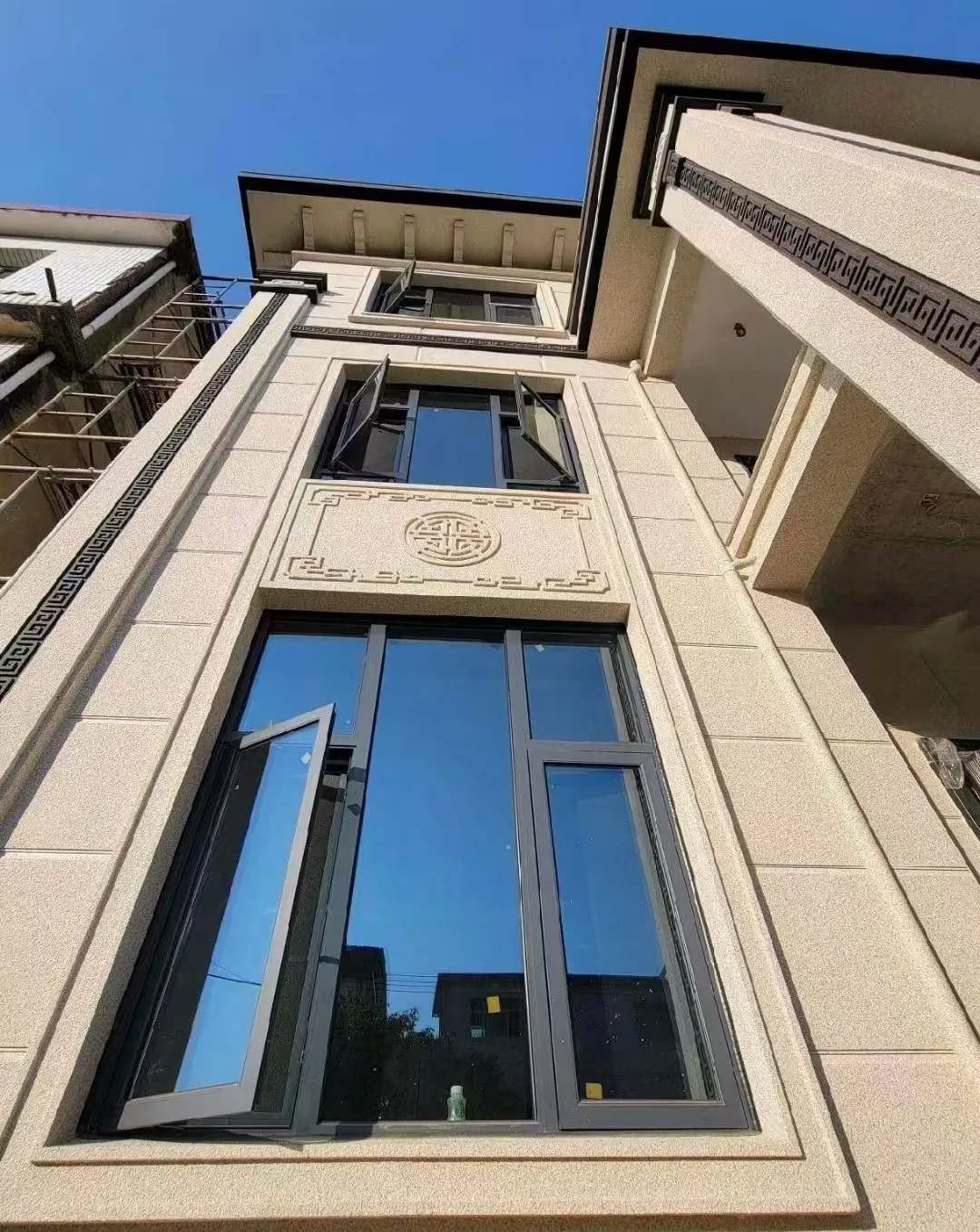 梅州 黄金麻荔枝面别墅外墙干挂效果展示