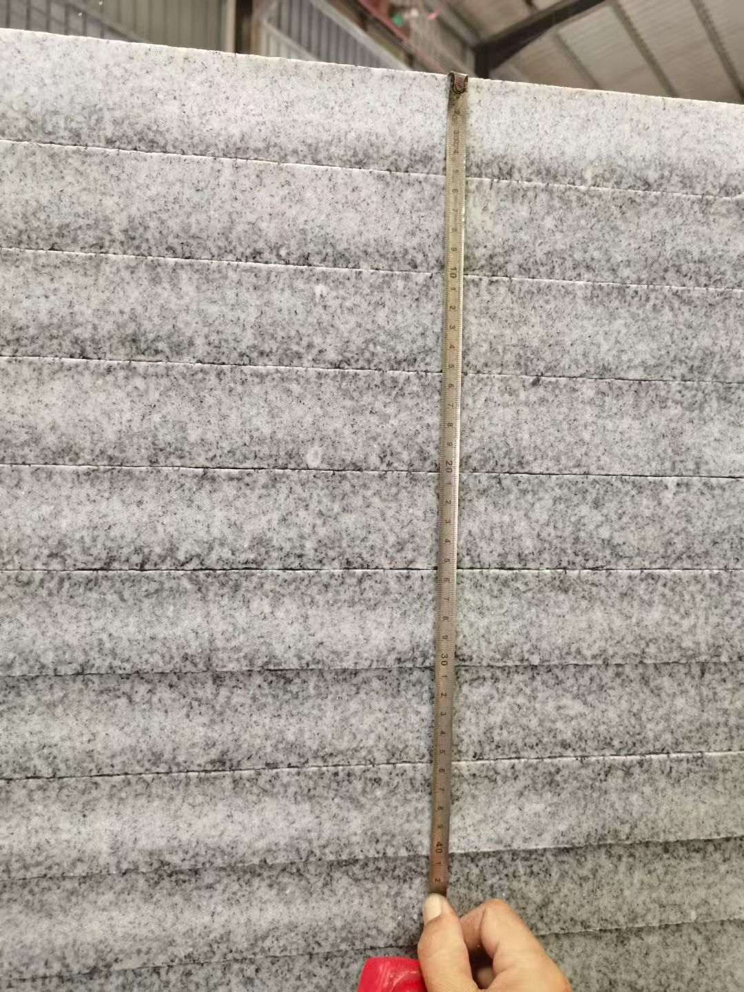 梅州 芝麻白火烧成品厚薄均匀，B料价格接近A料质量