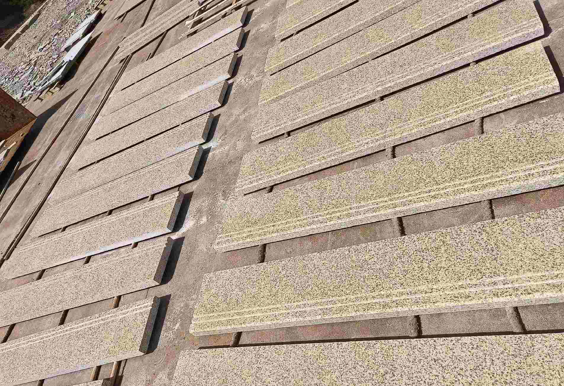 梅州 黄金麻花岗岩光面楼梯踏步