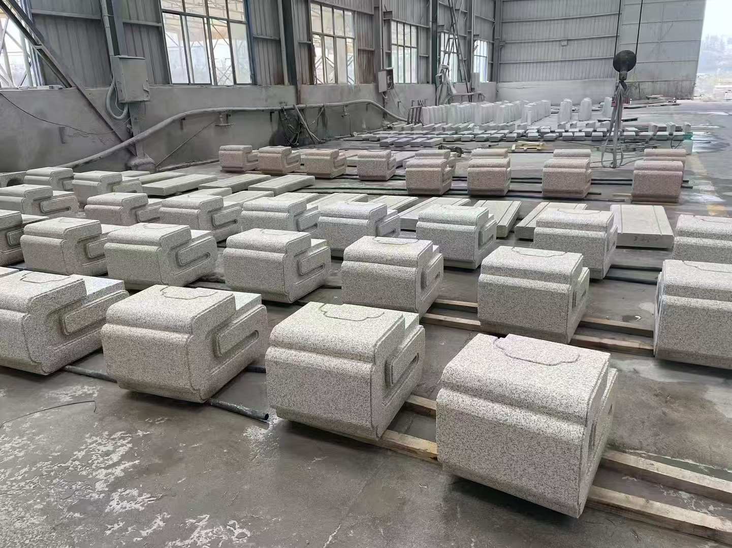 梅州 白麻花岗岩异形加工-石凳，坐凳