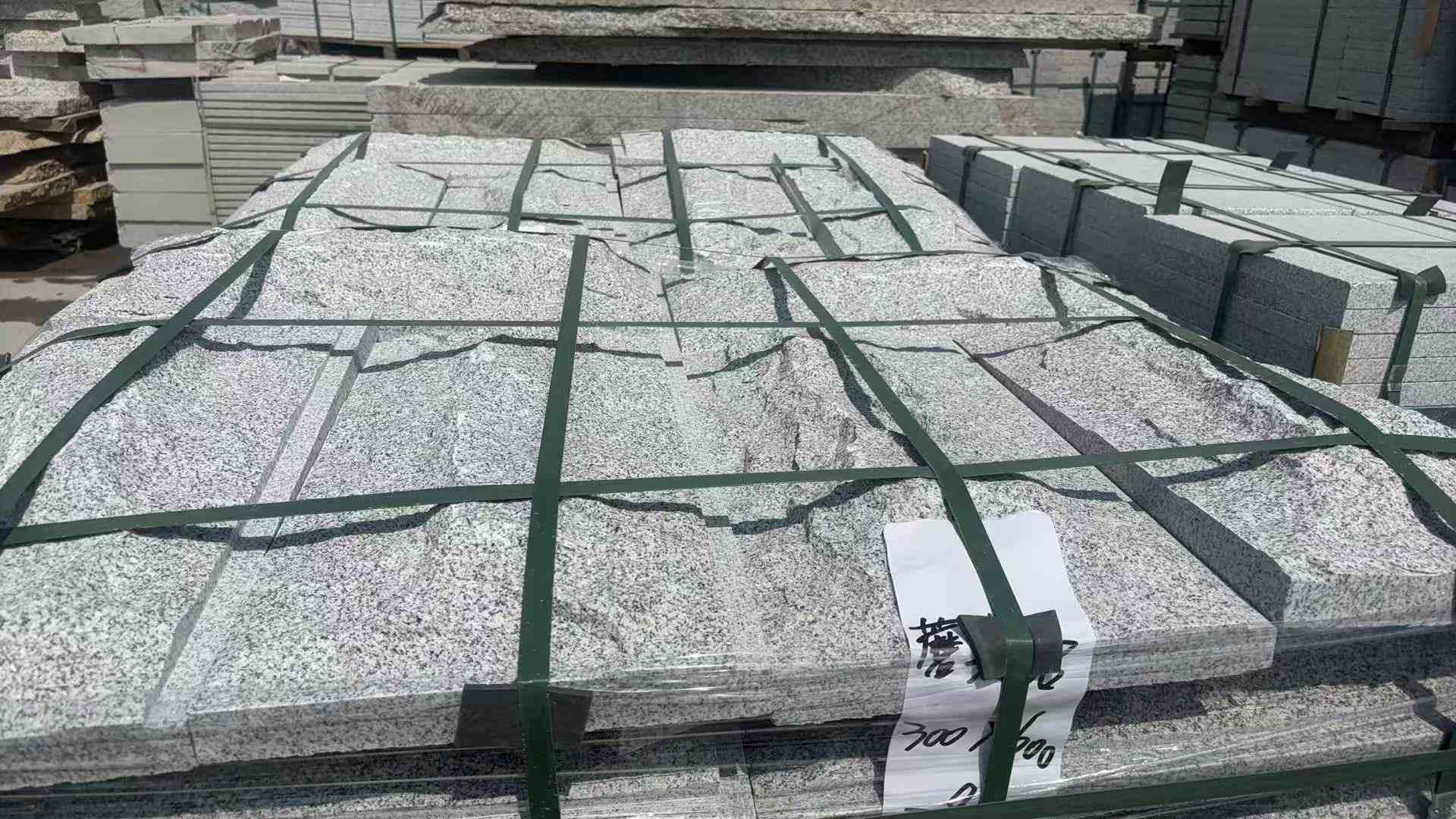 梅州 芝麻白蘑菇石成品