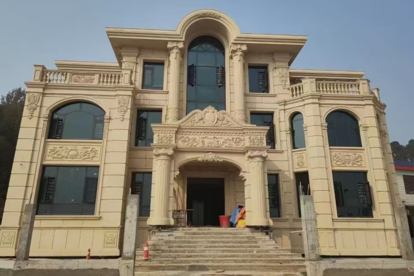 梅州 黄金麻花岗岩别墅外墙干挂